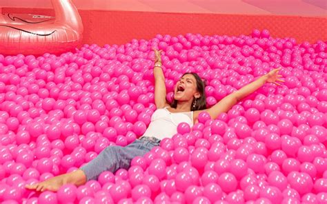 Wow Pink na Manaminknamink.